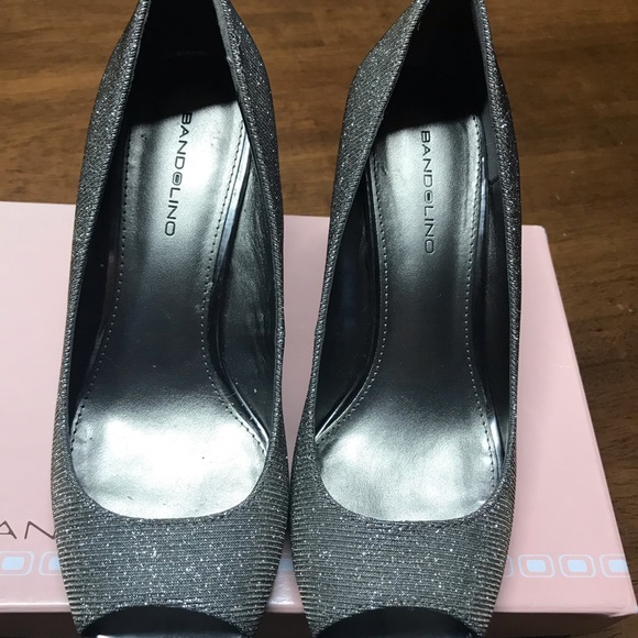 Bandolino silver wedge - Picture 3 of 4